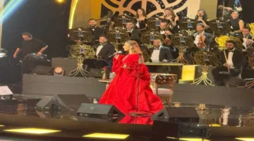 ليلة حب بالرياض.. أصالة تُهدي أغنية لخالها وتكرم ابنتها شام أمام الجمهور